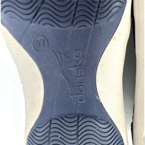 Dansko Size 7 Loafer Black Suede Slip On Comfort Sole Walking Everyday Casual - Picture 6 of 7